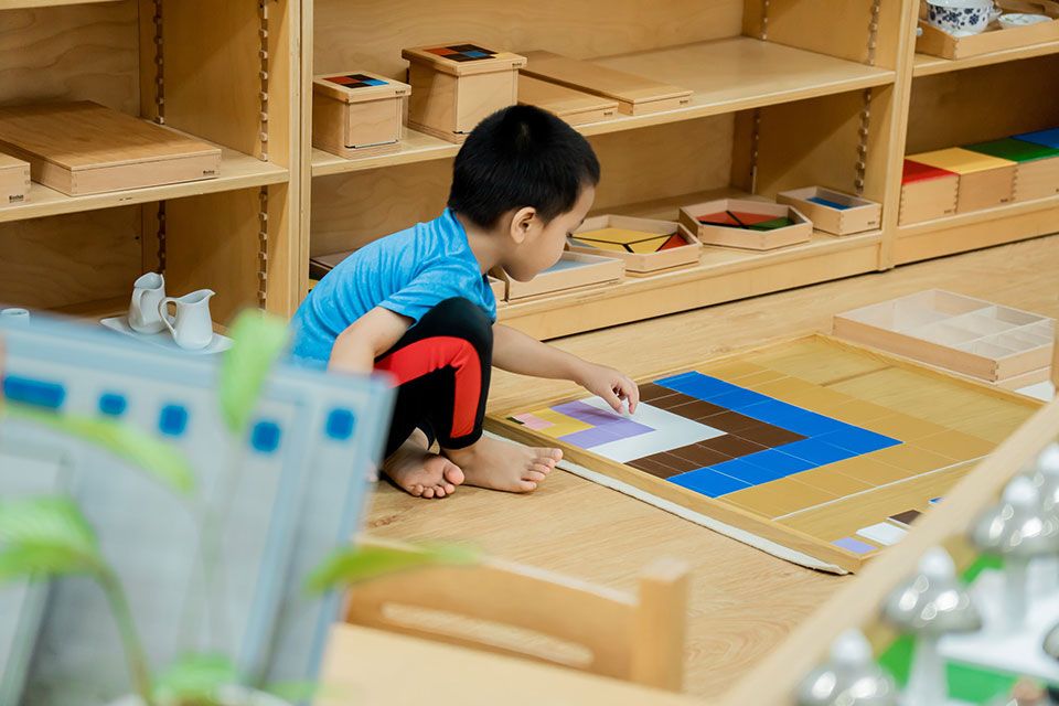 Phương pháp dạy chuẩn quốc tế Montessori