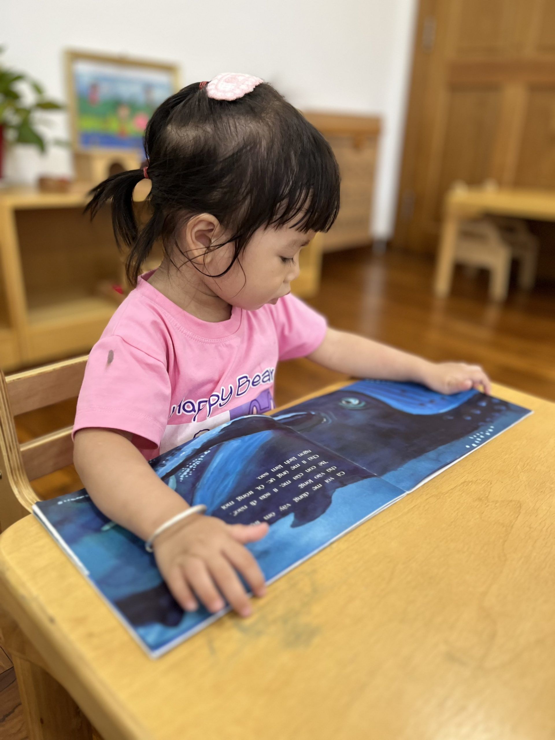 Montessori tạo ra môi trường phát triển ngôn ngữ hiệu quả