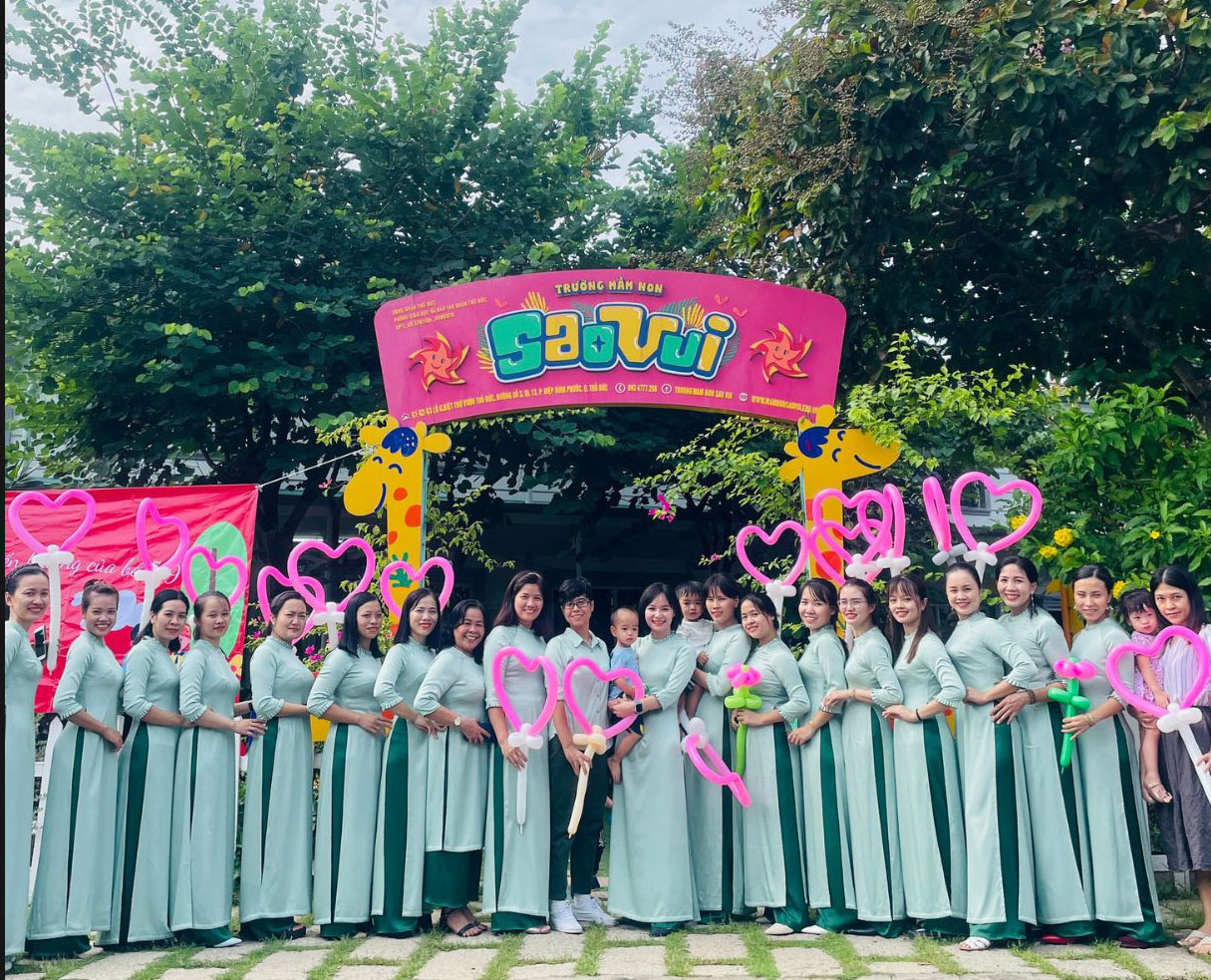 Đội ngũ giáo viên tận tâm, tận tụy